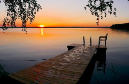 Juhannusyö-990×485