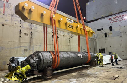 loading, stowing and securing of project shipment on a board of a vessel heading Pangkalan Kerinci, Indonesia at port of Raahe organized by Hacklin Logistics - finnish project forwarder