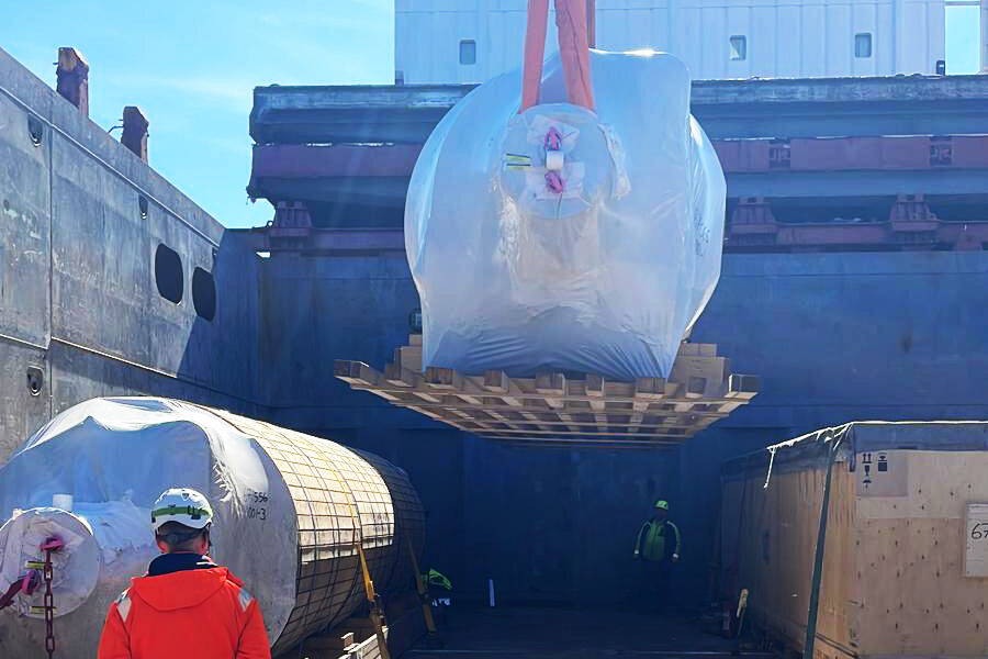 Break bulk shipment of pulp and paper equipment from Uddevalla port, Sweden, to Brasil -arranged by Hacklin Logistics, Finnish freight forwarder