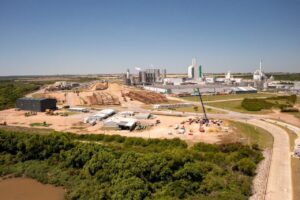 2024 - 2xMantsinen Ylämylly - Montevideo Uruguay - Hacklin Logistics - delivered to the assembly site Projektihuolinta