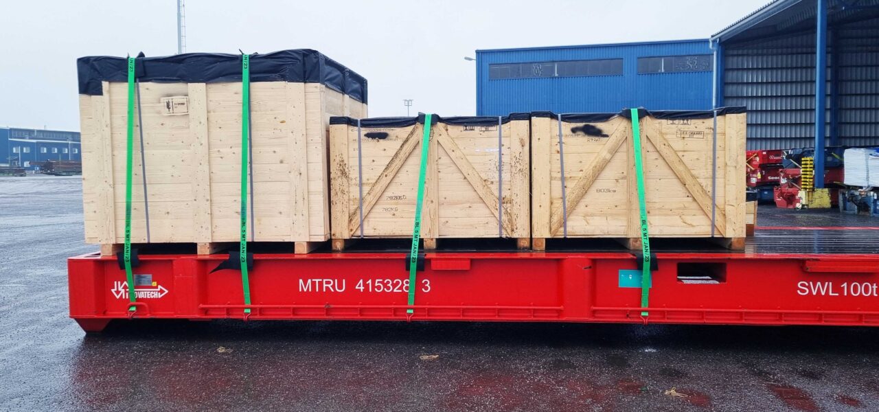 Oversized Cargo Handling on mafi Hacklin Logistics