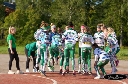 Hacklin Logistics sponsors Summan ponnistus - a baseball club from Hamina, Finland