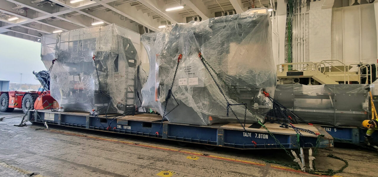 delivery of oversized cargo on mafi trailers from Finland, port of Turku, to the US - Hacklin Logistics