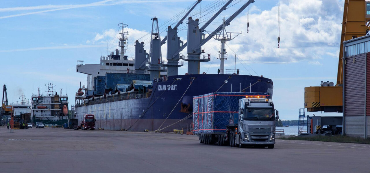 Project cargo being lifted from a vessel by the ship's crane at the Port of Hamina during cargo discharge operations.